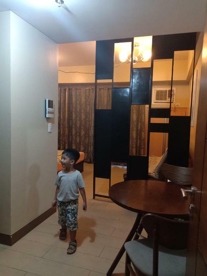 Palm Tree Genlex Condo Manila Exteriör bild